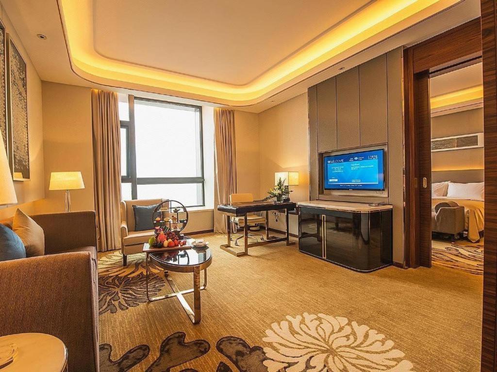 Wyndham Grand Plaza Royale Huayu Chongqing Hotel Kültér fotó