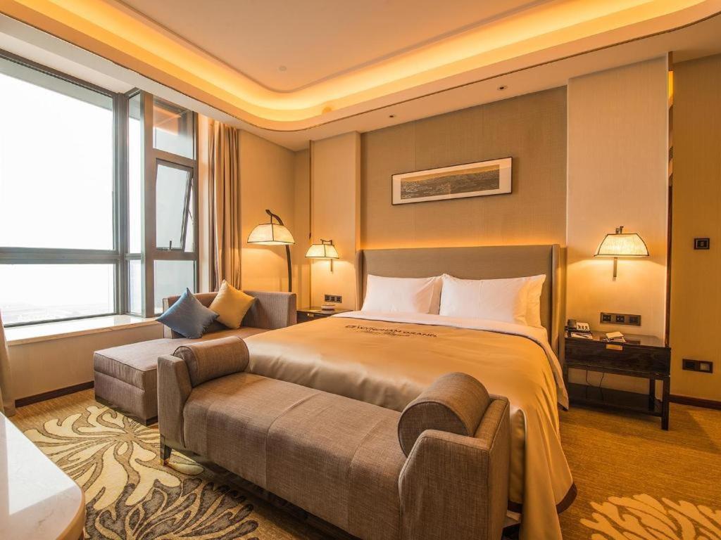 Wyndham Grand Plaza Royale Huayu Chongqing Hotel Kültér fotó